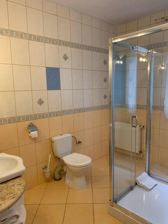 Diament I Brylant Hotel Rawicz Екстериор снимка