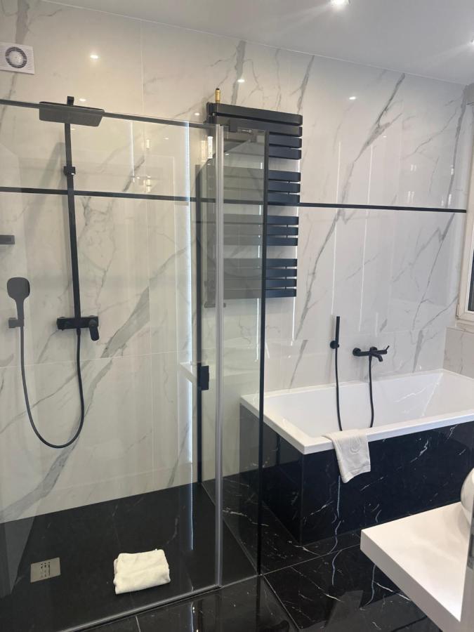 Diament I Brylant Hotel Rawicz Екстериор снимка